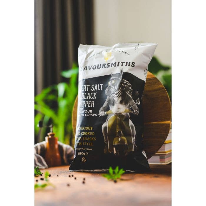 Desert Salt & Black Pepper Potato Chips | Savoursmiths 150g