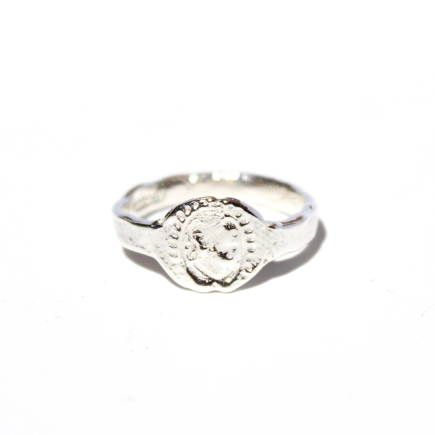 Soft Cameo in Silver
