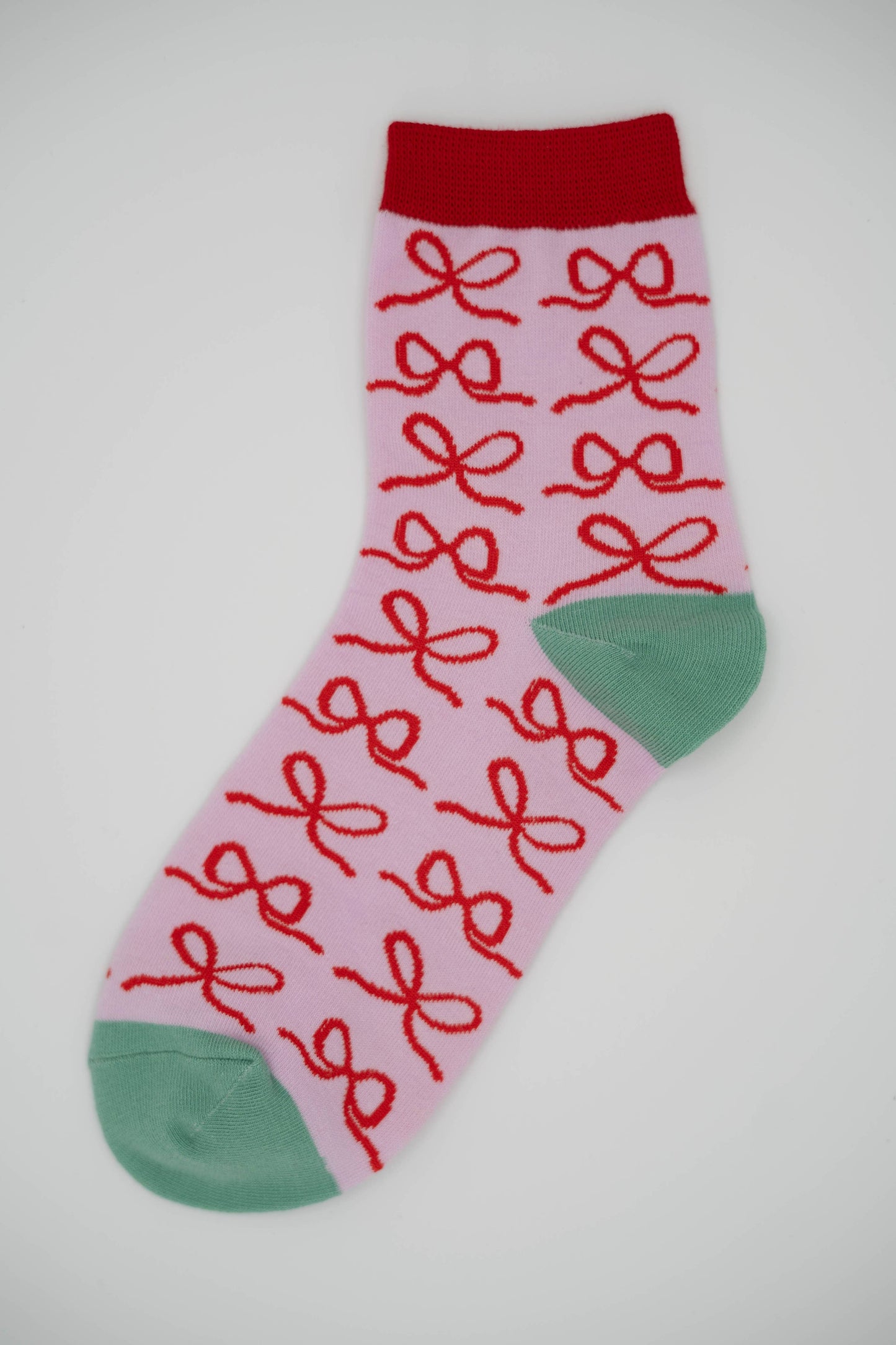 Nettle Studios - Women’s Cotton Ankle Socks - Lavender Bows