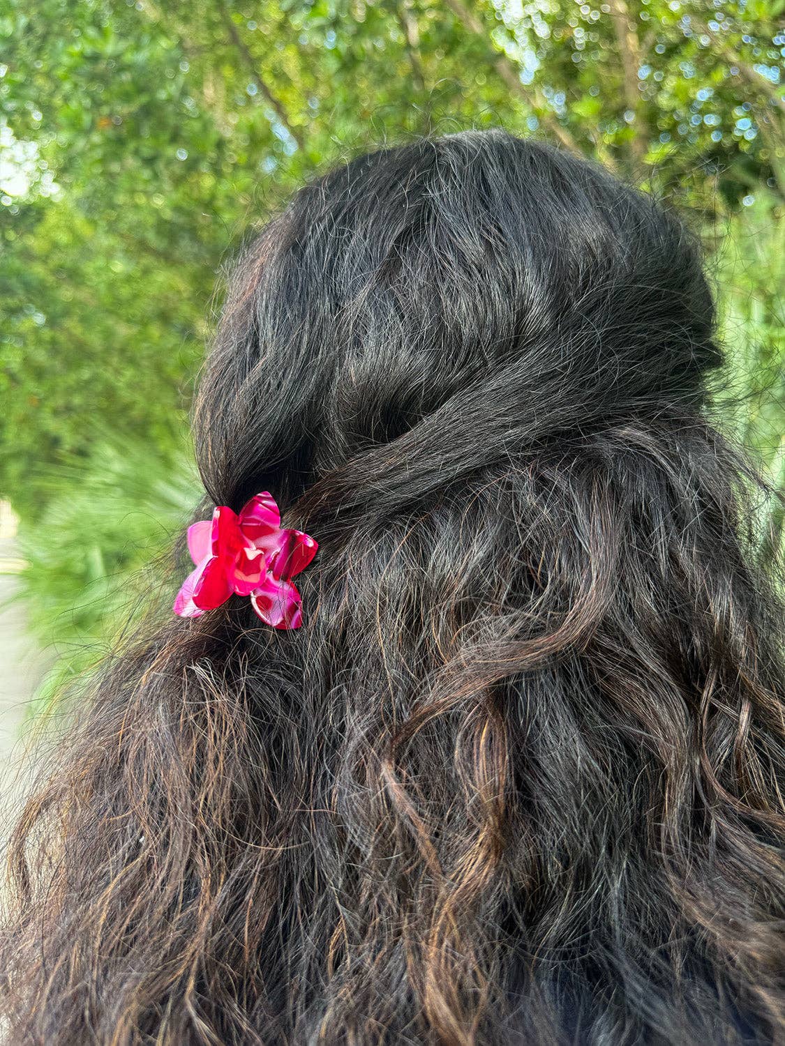 Paulina Otero - Orchid Hair-Claw in Fuscia: Big