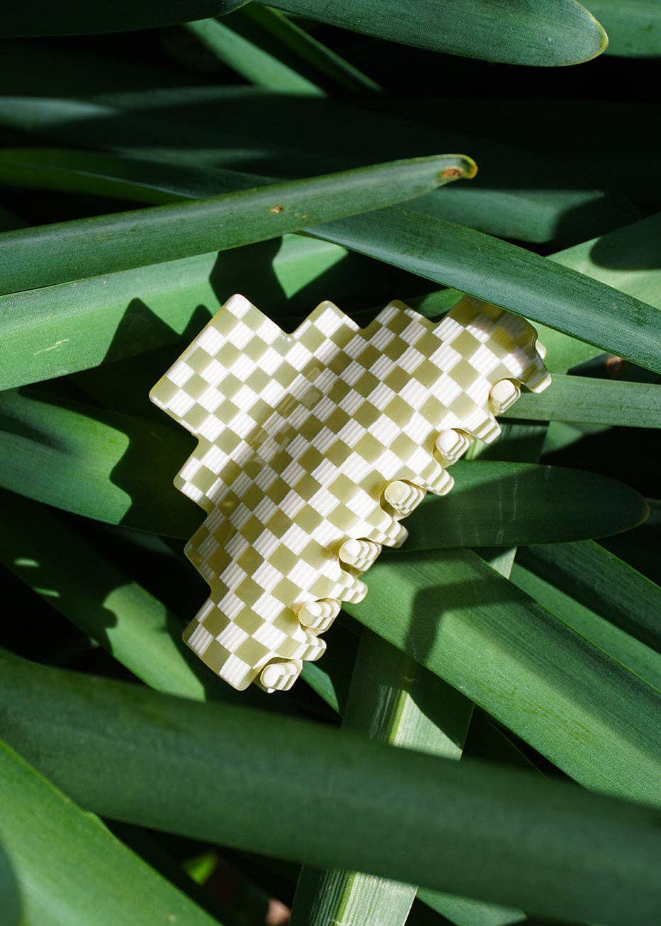 Paulina Otero - Pyramid Hair-Claw in Green Checkerboard