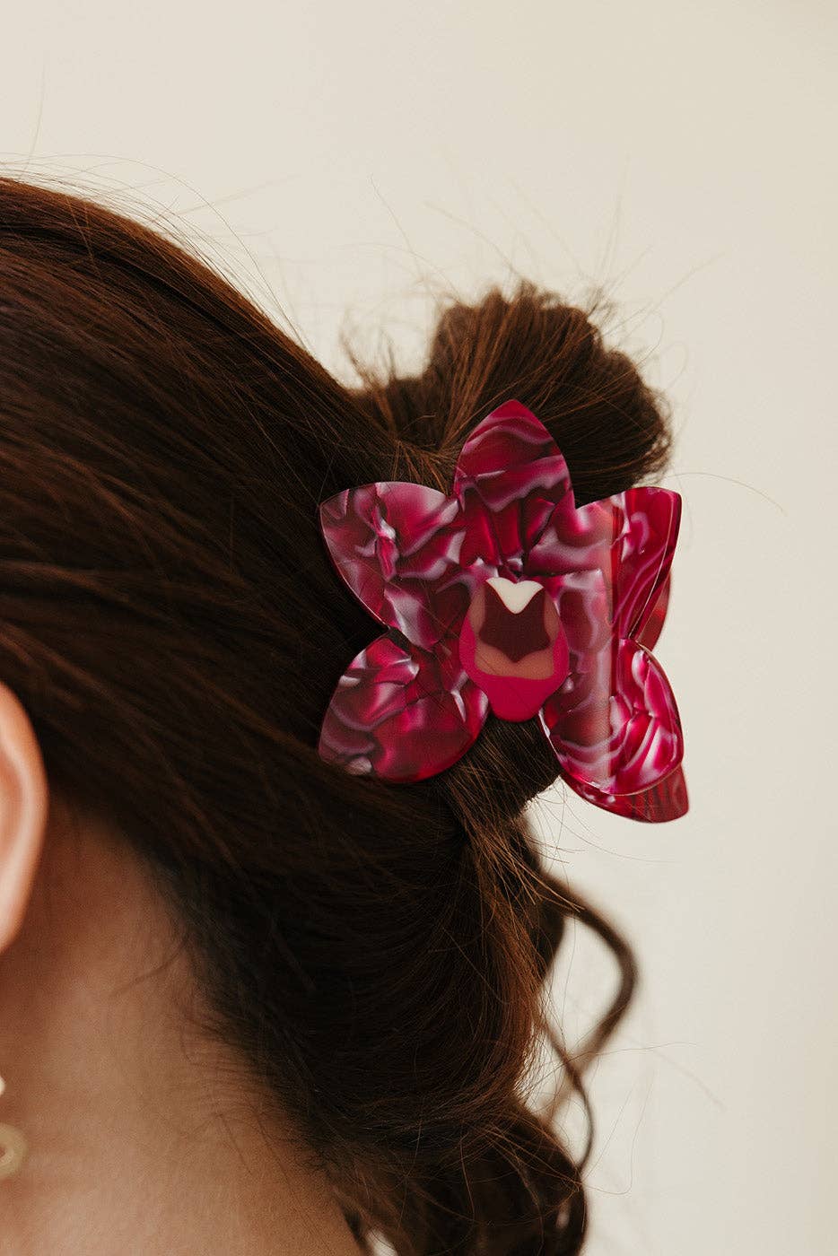 Paulina Otero - Orchid Hair-Claw in Fuscia: Big