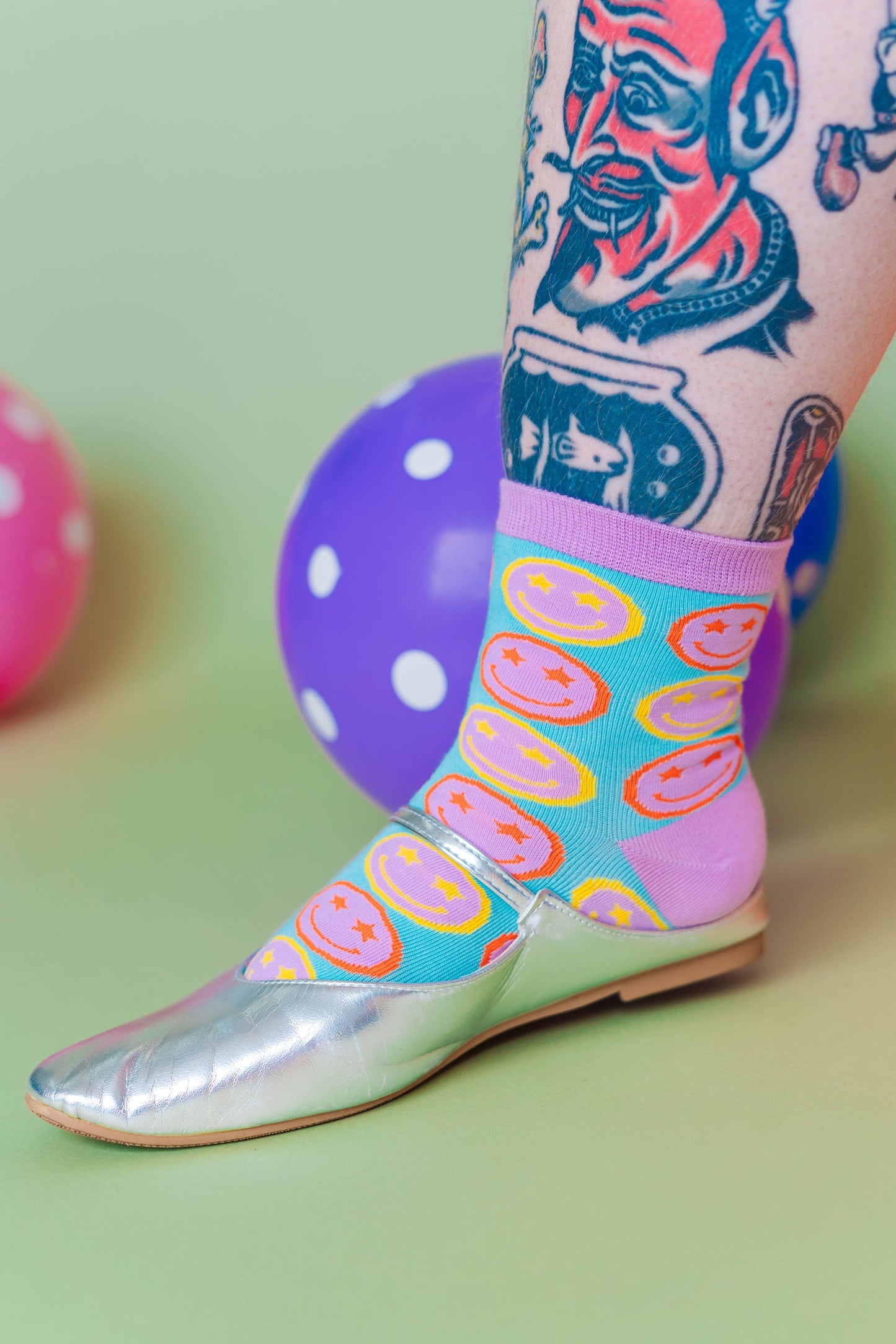 Nettle Studios - Women’s Cotton Ankle Socks - Star Eyed Smiley Face