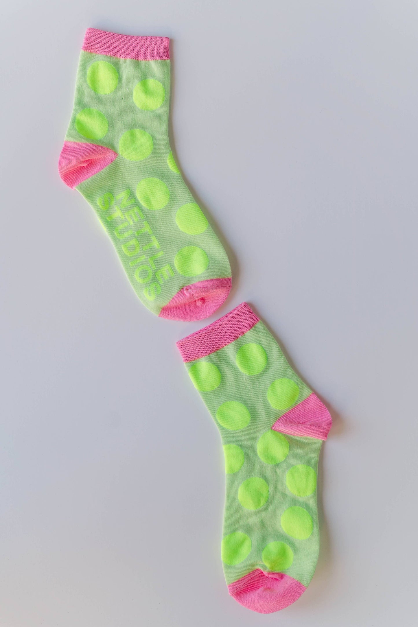 Nettle Studios - Women’s Cotton Ankle Socks - Neon Yellow Polka Dot
