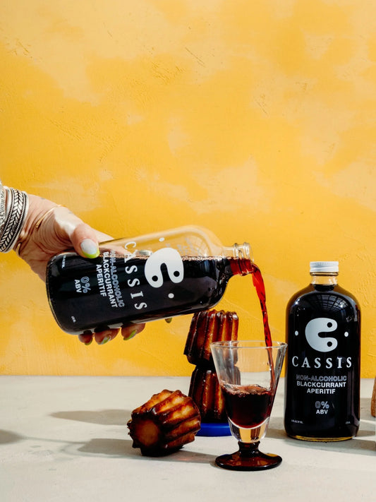 Cassis blackcurrant non-alcoholic aperitif
