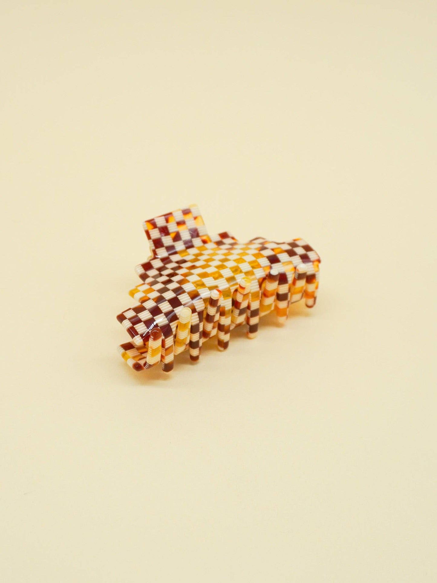 Paulina Otero - Pyramid Hair-Claw in Ivory Checkerboard