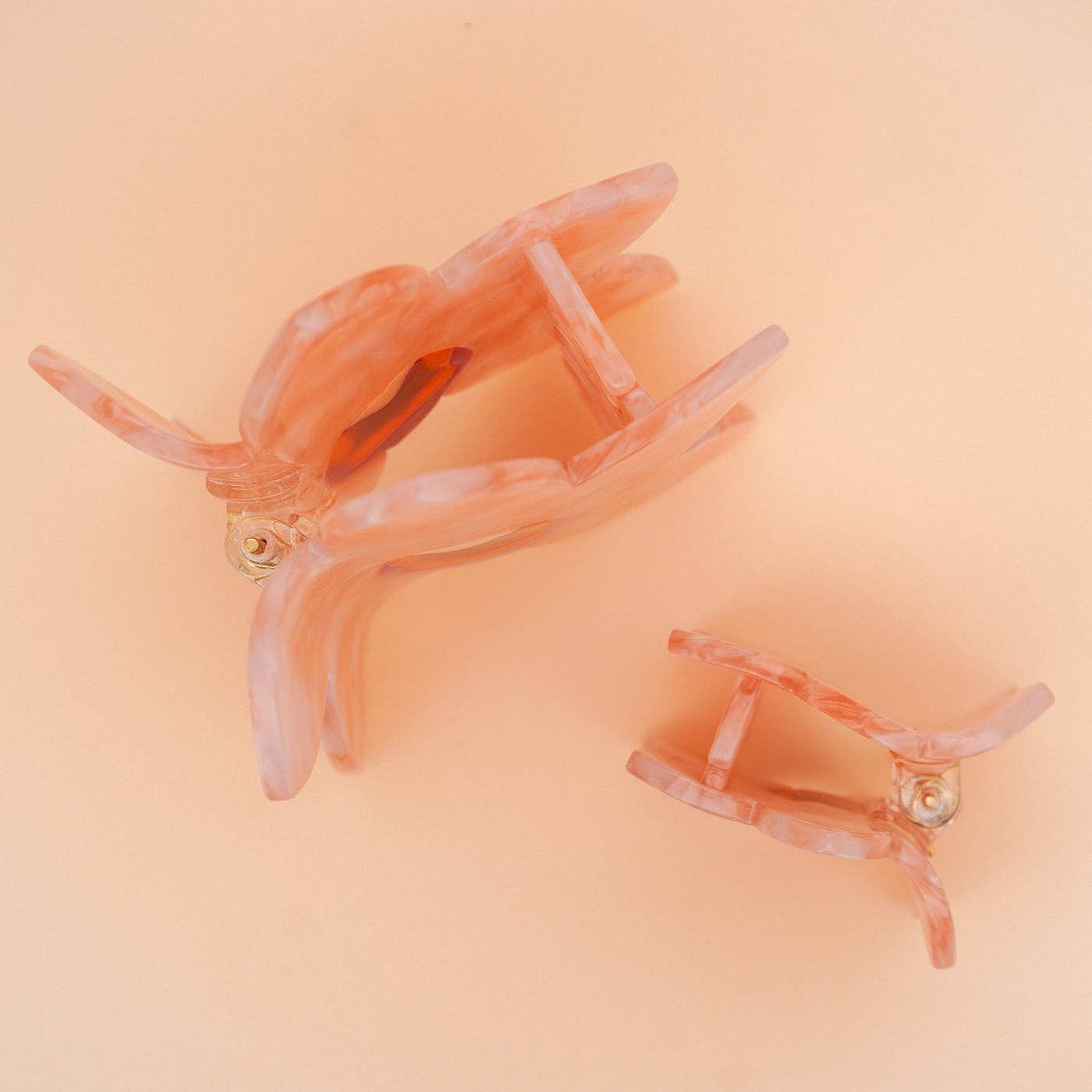 Paulina Otero - Orchid Hair-Claw in Pink: Small