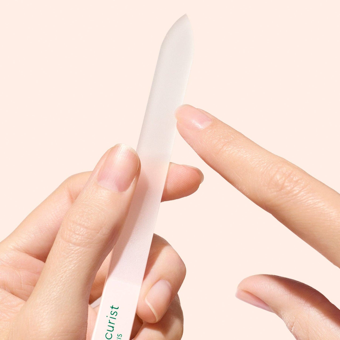 Manucurist, Inc. - Lime à ongles en verre