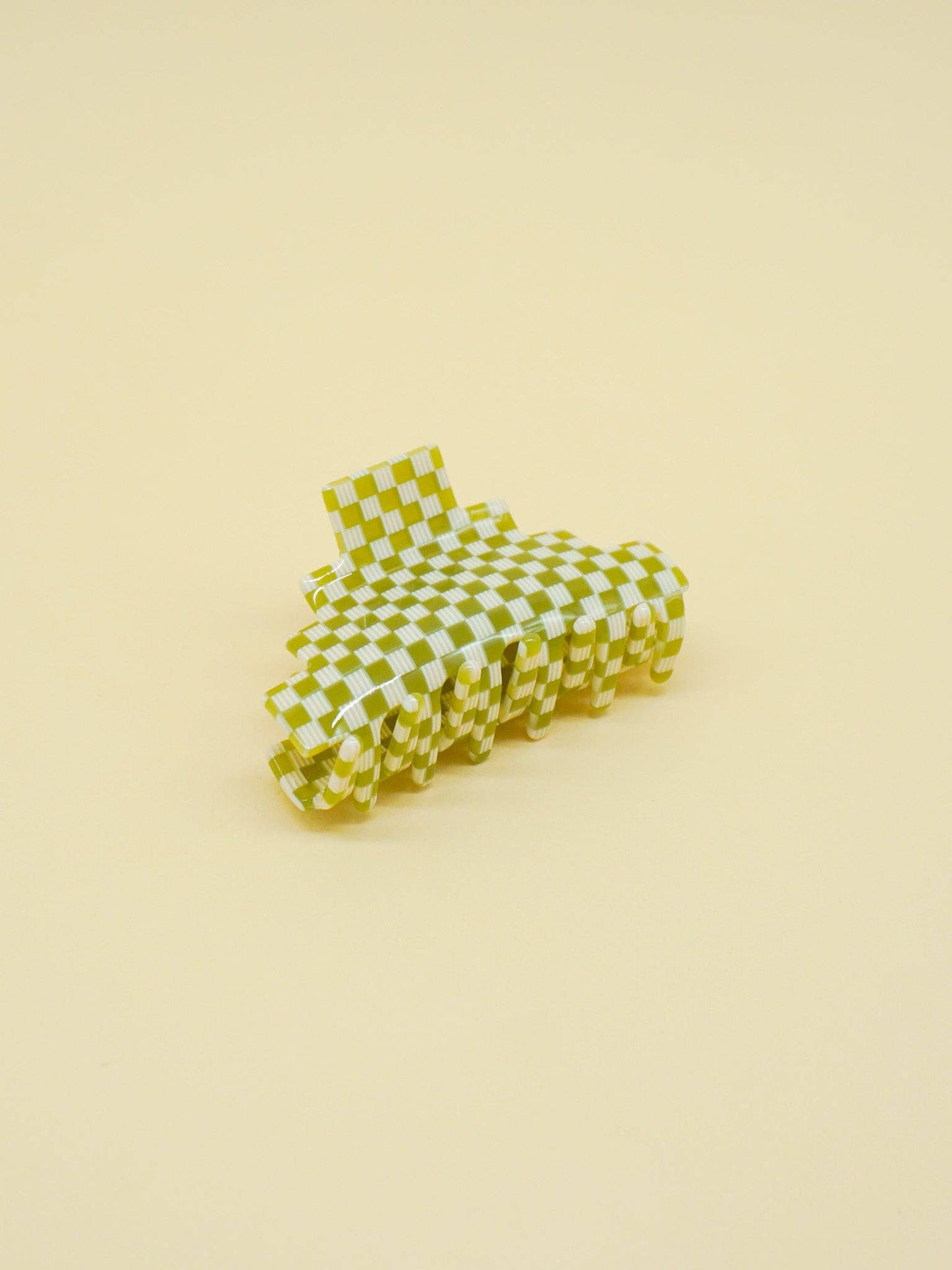 Paulina Otero - Pyramid Hair-Claw in Green Checkerboard