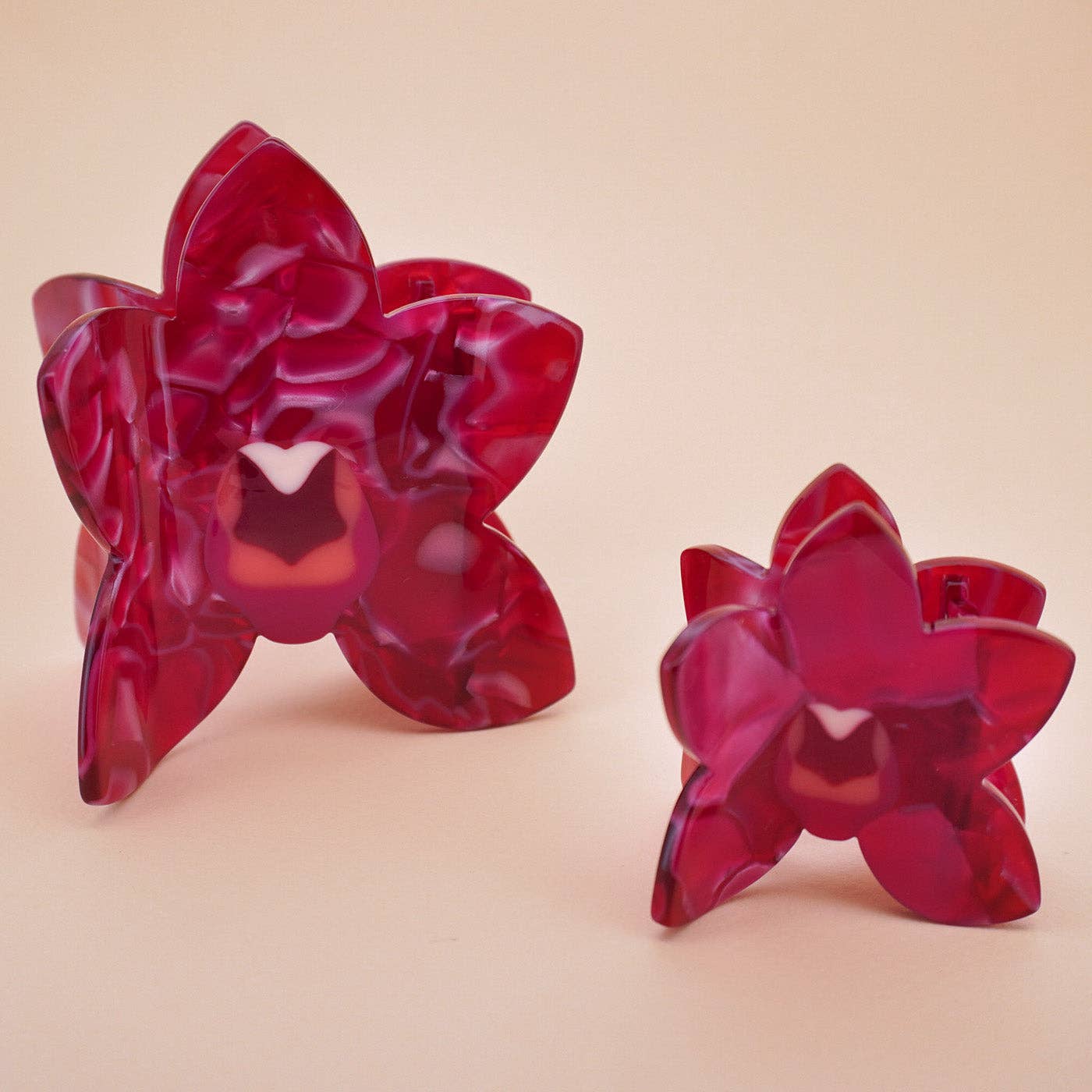 Paulina Otero - Orchid Hair-Claw in Fuscia: Big