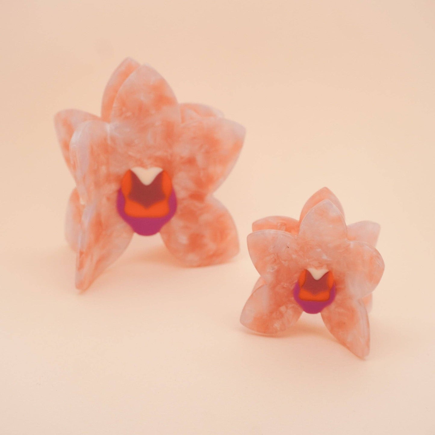 Paulina Otero - Orchid Hair-Claw in Pink: Small