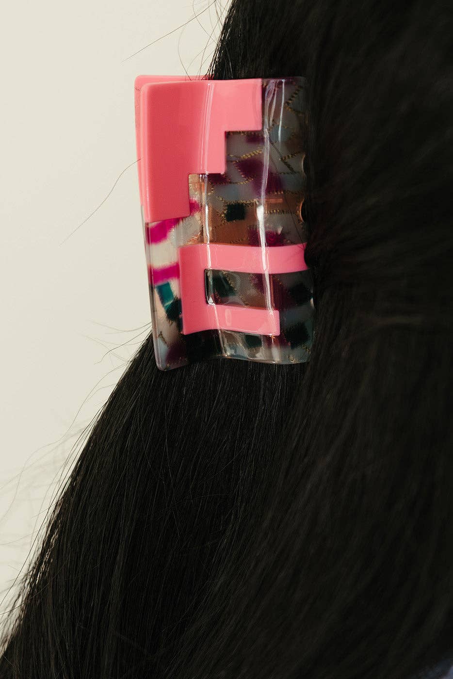 Paulina Otero - Greca Hair-Claw in Bloom