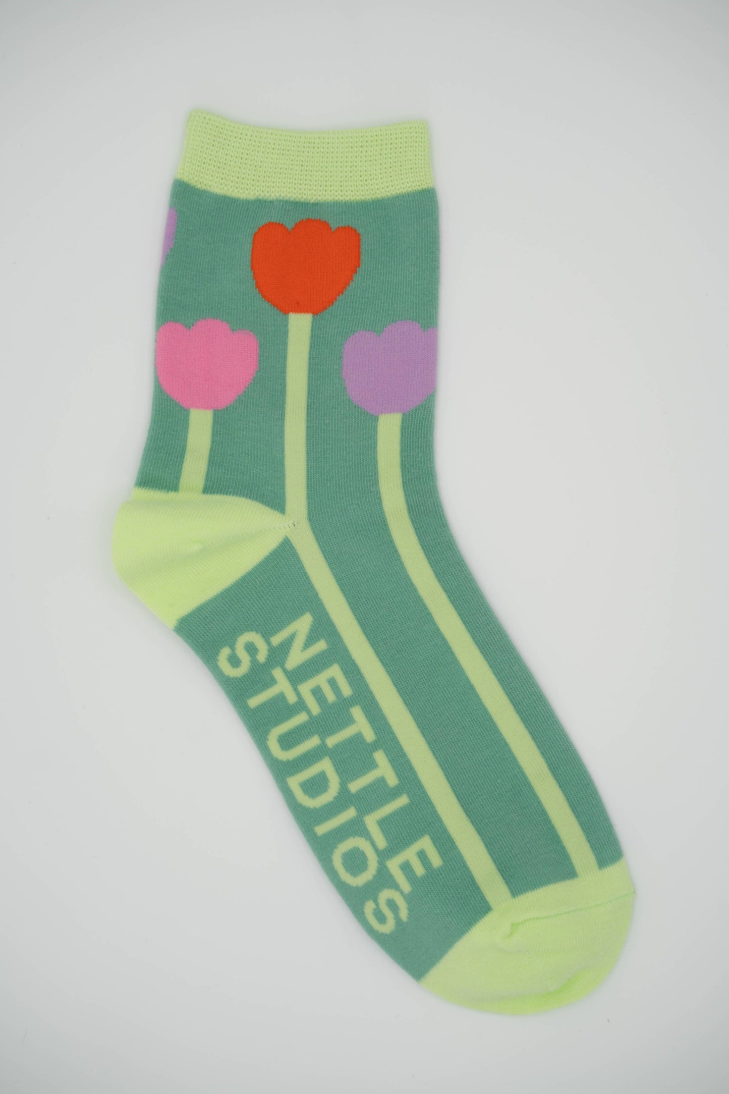 Nettle Studios - Women’s Cotton Ankle Socks - Pink Tulips
