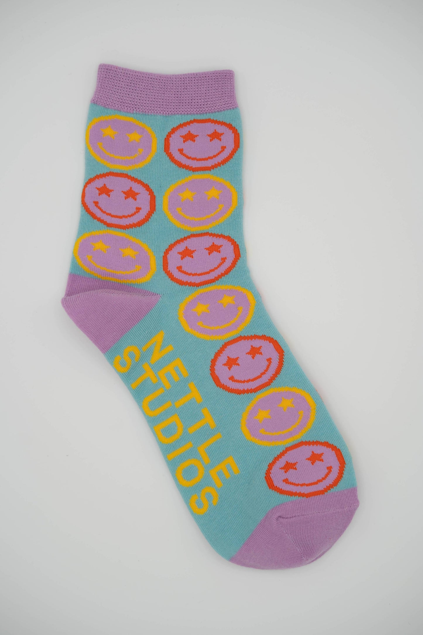 Nettle Studios - Women’s Cotton Ankle Socks - Star Eyed Smiley Face