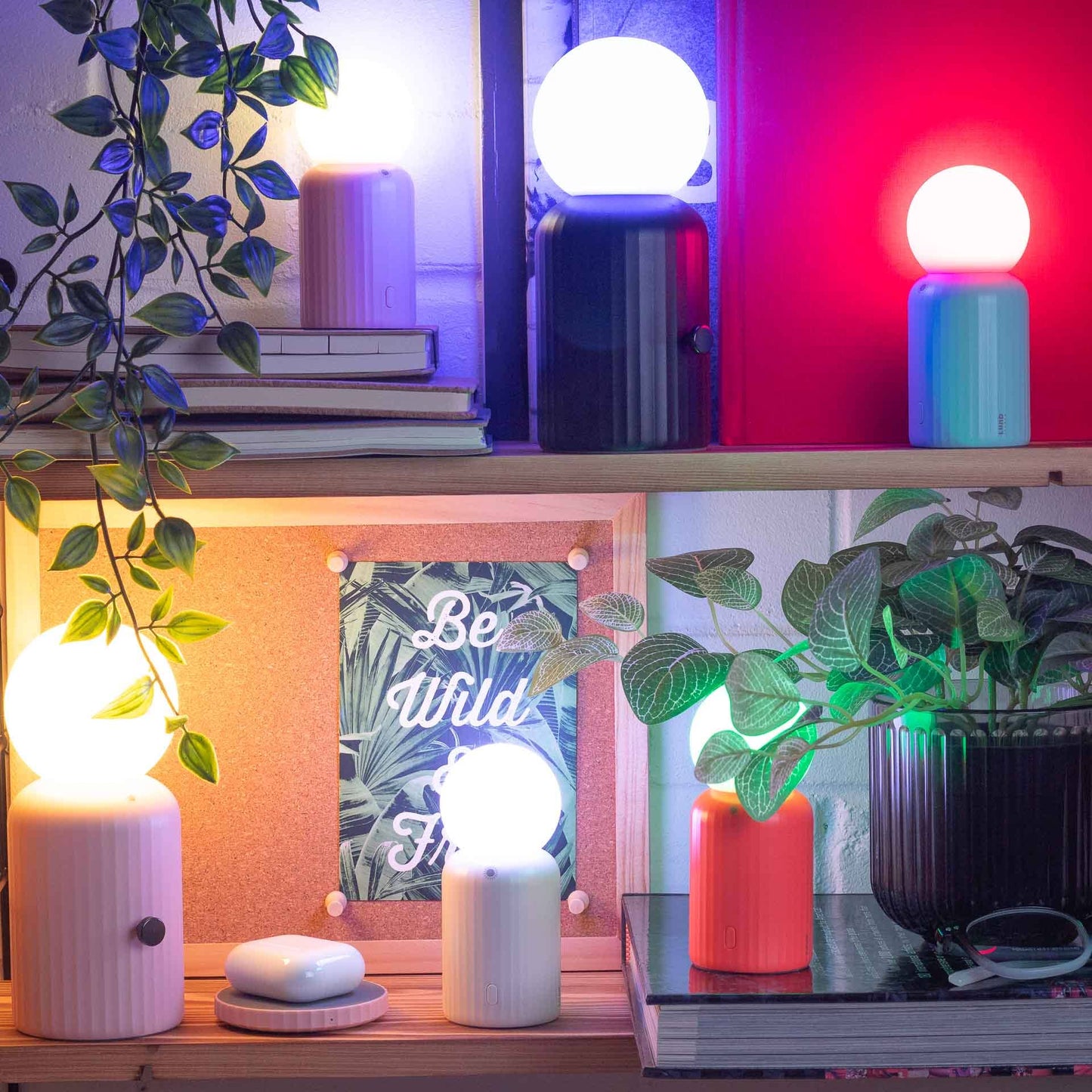 Lund Design House - Mini Wireless 8 Colour Changing Lamp: Pink
