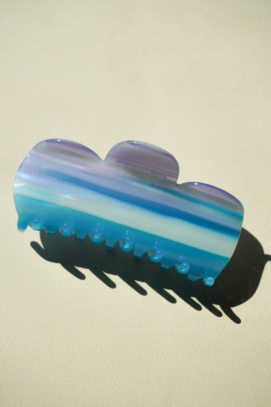 Paulina Otero - Vase Hair-Claw in Blue Stripes