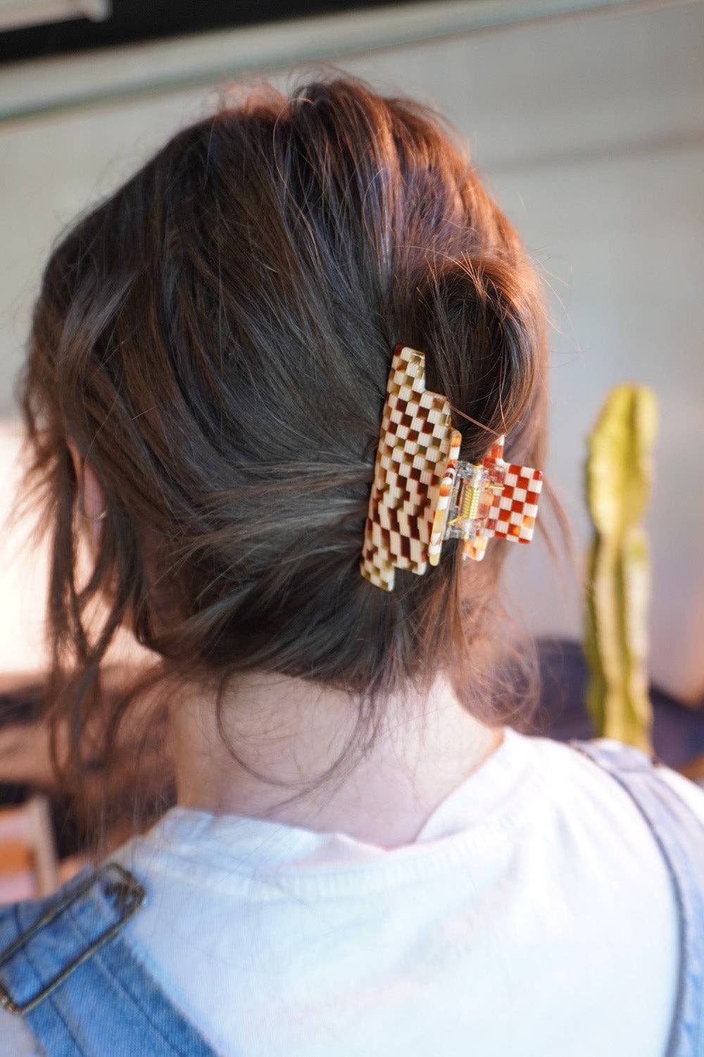 Paulina Otero - Pyramid Hair-Claw in Ivory Checkerboard