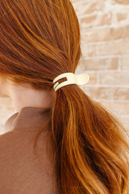 Matte Ponytail Claw Clip - ANDi